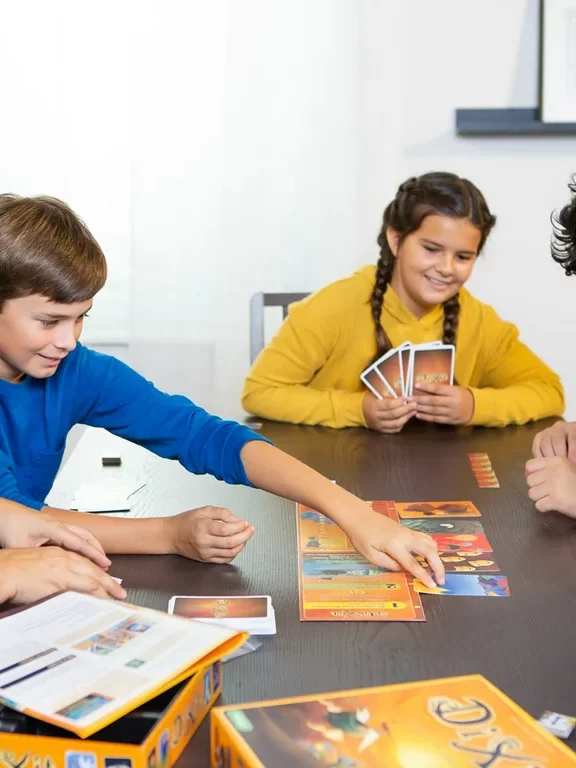 Children play Dixit game