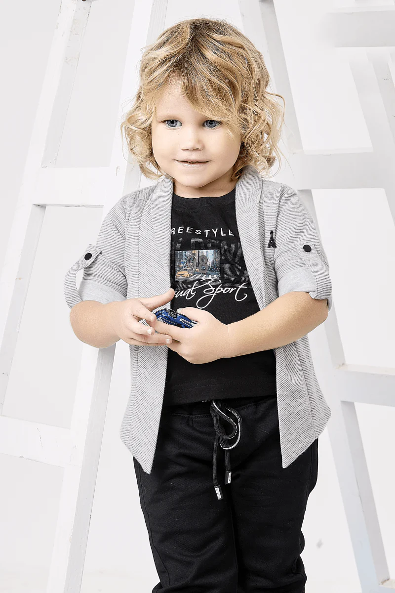 graphic tee under a blazer kids