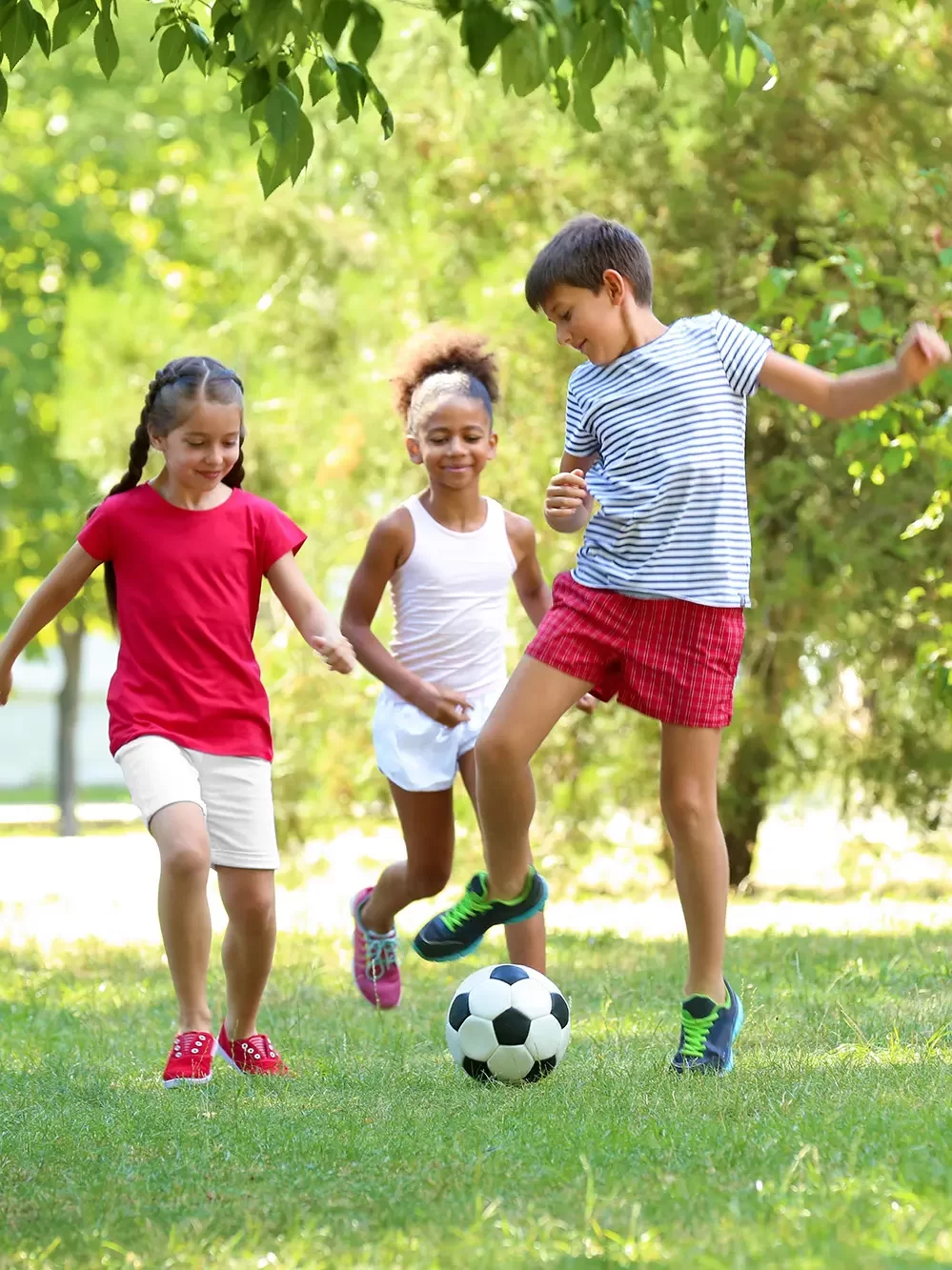 comfortable children's shoes for active games